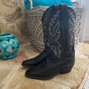 Justin Ladies Black Cowboy Boot Size 7